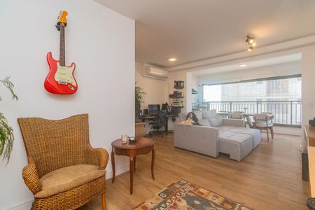 Apartamento à venda com 77m², 2 quartos e 1 vaga