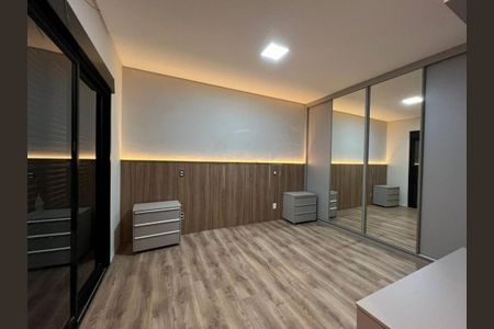 Casa de condomínio à venda com 183m², 3 quartos e 4 vagas