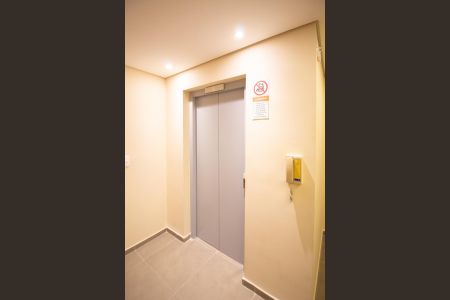 Apartamento para alugar com 50m², 2 quartos e 1 vaga Apartamento para alugar com 50m², 2 quartos e 1 vagaElevador