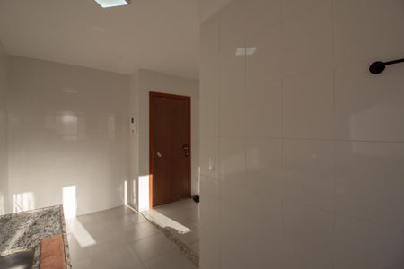 Apartamento para alugar com 50m², 2 quartos e 1 vaga Apartamento para alugar com 50m², 2 quartos e 1 vagaCozinha e Área de Serviço