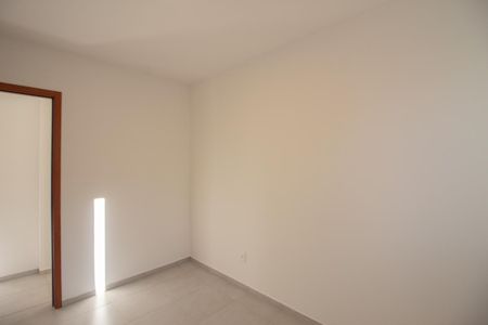 Quarto 1 de apartamento para alugar com 2 quartos, 50m² em Braúnas, Belo Horizonte