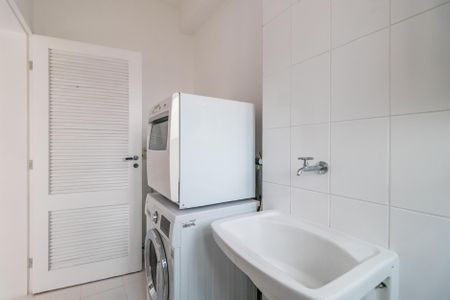 Apartamento à venda com 76m², 2 quartos e 1 vaga Apartamento à venda com 76m², 2 quartos e 1 vagaÁrea de Serviço