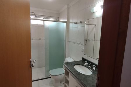 Apartamento para alugar com 137m², 3 quartos e 2 vagasBanheiro da Suíte 1