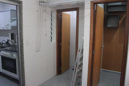 Apartamento para alugar com 137m², 3 quartos e 2 vagasÁrea de Serviço