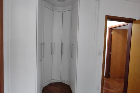 Apartamento para alugar com 137m², 3 quartos e 2 vagasCloset da suíte 3