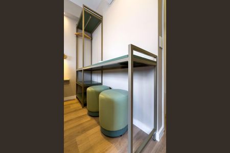 Studio à venda com 24m², 1 quarto e sem vaga Studio à venda com 24m², 1 quarto e sem vagaSala / Quarto