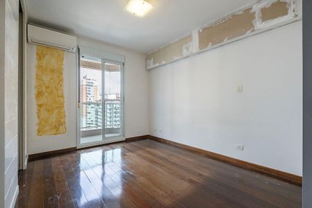 Apartamento à venda com 130m², 3 quartos e 3 vagas Apartamento à venda com 130m², 3 quartos e 3 vagasSuíte 1