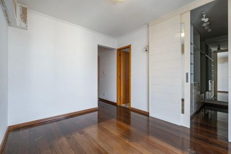 Apartamento à venda com 130m², 3 quartos e 3 vagas Apartamento à venda com 130m², 3 quartos e 3 vagasSuíte 1