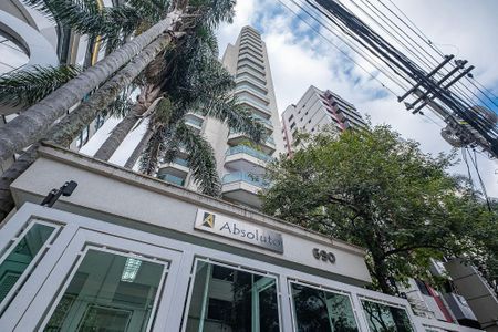 Apartamento à venda com 130m², 3 quartos e 3 vagas Apartamento à venda com 130m², 3 quartos e 3 vagasFachada