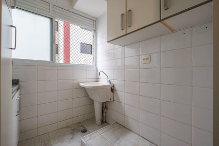 Apartamento à venda com 130m², 3 quartos e 3 vagas Apartamento à venda com 130m², 3 quartos e 3 vagasÁrea de Serviço