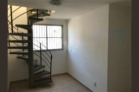 Apartamento à venda com 3 quartos, 99m² em Jardim Santa Teresinha, São Paulo
