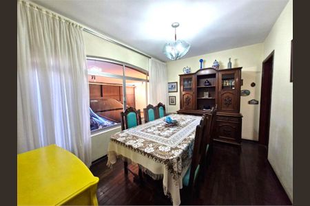 Casa à venda com 4 quartos, 284m² em Santo Amaro, São Paulo