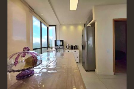 Apartamento à venda com 2 quartos, 90m² em Barra da Tijuca, Rio de Janeiro