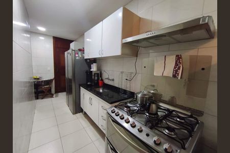 Apartamento à venda com 92m², 2 quartos e 1 vaga