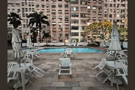 Apartamento à venda com 92m², 2 quartos e 1 vaga