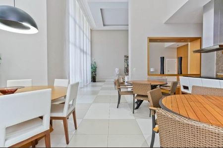 Apartamento à venda com 3 quartos, 160m² em Sumaré, São Paulo