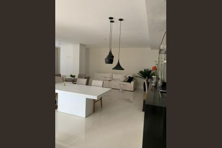 Apartamento à venda com 89m², 3 quartos e sem vaga