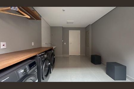 Apartamento para alugar com 11m², 2 quartos e sem vaga Apartamento para alugar com 11m², 2 quartos e sem vagaLavanderia