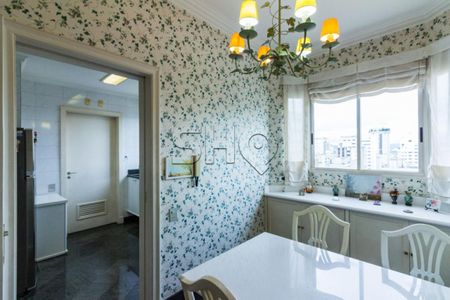 Apartamento à venda com 551m², 5 quartos e 8 vagas