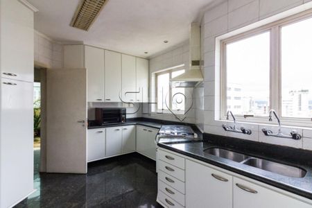 Apartamento à venda com 551m², 5 quartos e 8 vagas