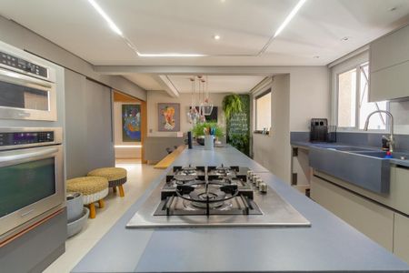 Apartamento à venda com 460m², 4 quartos e 6 vagas