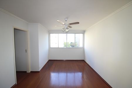 Apartamento à venda com 72m², 2 quartos e 1 vagaSala