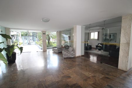Apartamento à venda com 72m², 2 quartos e 1 vagaÁrea Comum