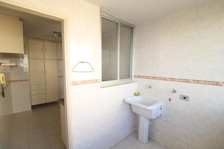 Apartamento à venda com 72m², 2 quartos e 1 vagaÁrea de Serviço