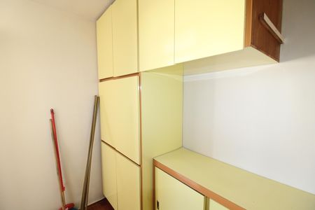 Apartamento à venda com 72m², 2 quartos e 1 vagaÁrea de Serviço - Quarto 
