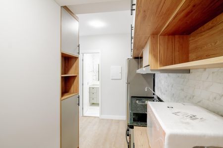 Cozinha de kitnet/studio para alugar com 1 quarto, 31m² em Vila Zilda, São Paulo