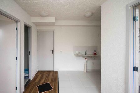 Sala de apartamento para alugar com 2 quartos, 32m² em Parque São Lourenço, São Paulo