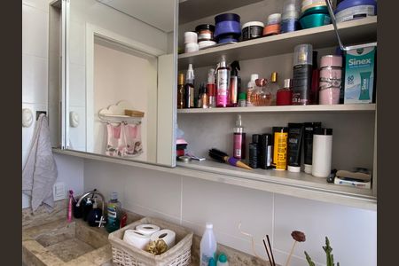 Apartamento à venda com 54m², 2 quartos e 1 vagaBanheiro 1