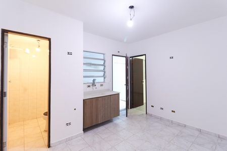 Casa para alugar com 82m², 1 quarto e sem vaga