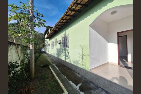 Casa de condomínio à venda com 225m², 5 quartos e 1 vaga Casa de condomínio à venda com 225m², 5 quartos e 1 vagaÁrea externa