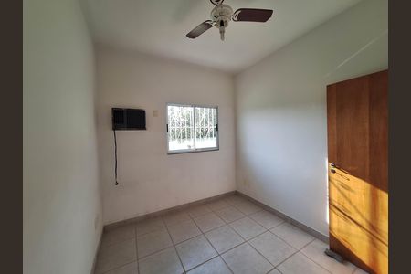 Casa de condomínio à venda com 225m², 5 quartos e 1 vaga Casa de condomínio à venda com 225m², 5 quartos e 1 vagaQuarto 4