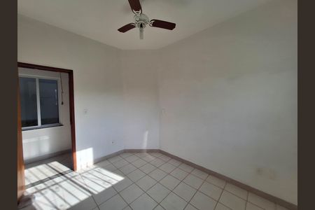 Casa de condomínio à venda com 225m², 5 quartos e 1 vaga Casa de condomínio à venda com 225m², 5 quartos e 1 vagaQuarto 3