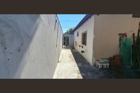 Corredor de casa para alugar com 2 quartos, 160m² em Residencial Leo Gomes de Moraes, Ribeirão Preto