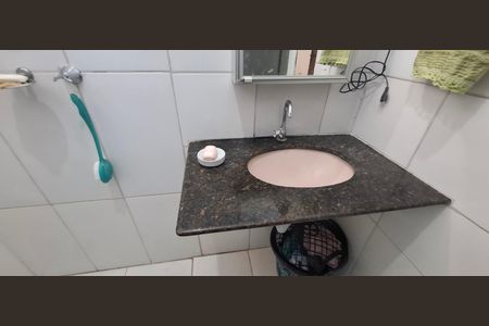 Banheiro de casa para alugar com 2 quartos, 160m² em Residencial Leo Gomes de Moraes, Ribeirão Preto