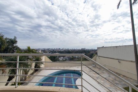 Casa à venda com 924m², 5 quartos e 10 vagas Casa à venda com 924m², 5 quartos e 10 vagasÁrea externa