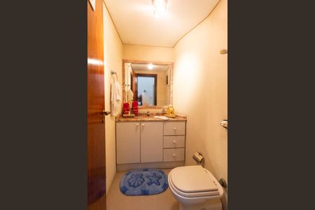 Casa à venda com 924m², 5 quartos e 10 vagas Casa à venda com 924m², 5 quartos e 10 vagasLavabo