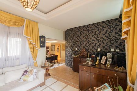 Casa à venda com 924m², 5 quartos e 10 vagas Casa à venda com 924m², 5 quartos e 10 vagasSala 2