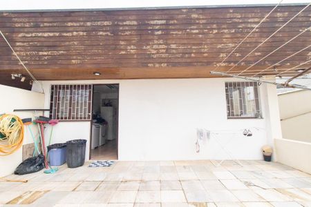 Casa à venda com 924m², 5 quartos e 10 vagas Casa à venda com 924m², 5 quartos e 10 vagasÁrea externa