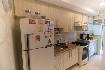 Apartamento à venda com 65m², 2 quartos e 1 vaga Apartamento à venda com 65m², 2 quartos e 1 vagaCozinha
