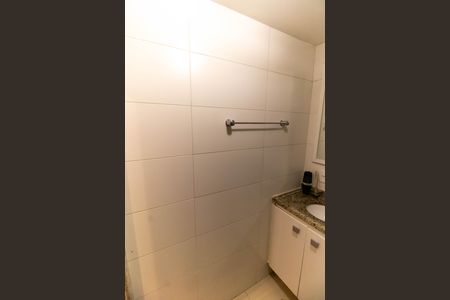 Apartamento à venda com 65m², 2 quartos e 1 vaga Apartamento à venda com 65m², 2 quartos e 1 vagaBanheiro
