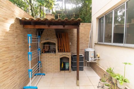 Apartamento à venda com 65m², 2 quartos e 1 vaga Apartamento à venda com 65m², 2 quartos e 1 vagaÁrea gourmet