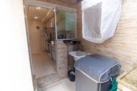 Apartamento à venda com 65m², 2 quartos e 1 vaga Apartamento à venda com 65m², 2 quartos e 1 vagaÁrea de Serviço