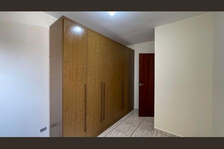 Quarto 2 de casa de condomínio para alugar com 3 quartos, 102m² em Vila Granada, São Paulo
