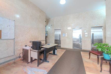 Hall de entrada de apartamento à venda com 1 quarto, 41m² em Consolação, São Paulo