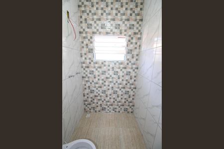 Casa para alugar com 130m², 2 quartos e 2 vagasBanheiro