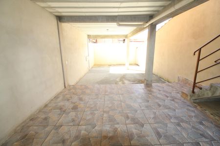 Casa para alugar com 130m², 2 quartos e 2 vagasQuintal